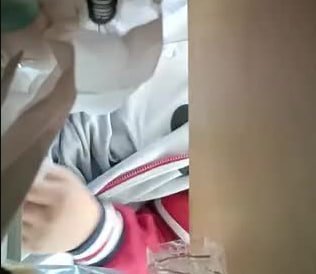 坐标苏州真实校园课堂一条小圆圆数学课上乳夹裸露下课厕所撒尿自慰偷拍同学上